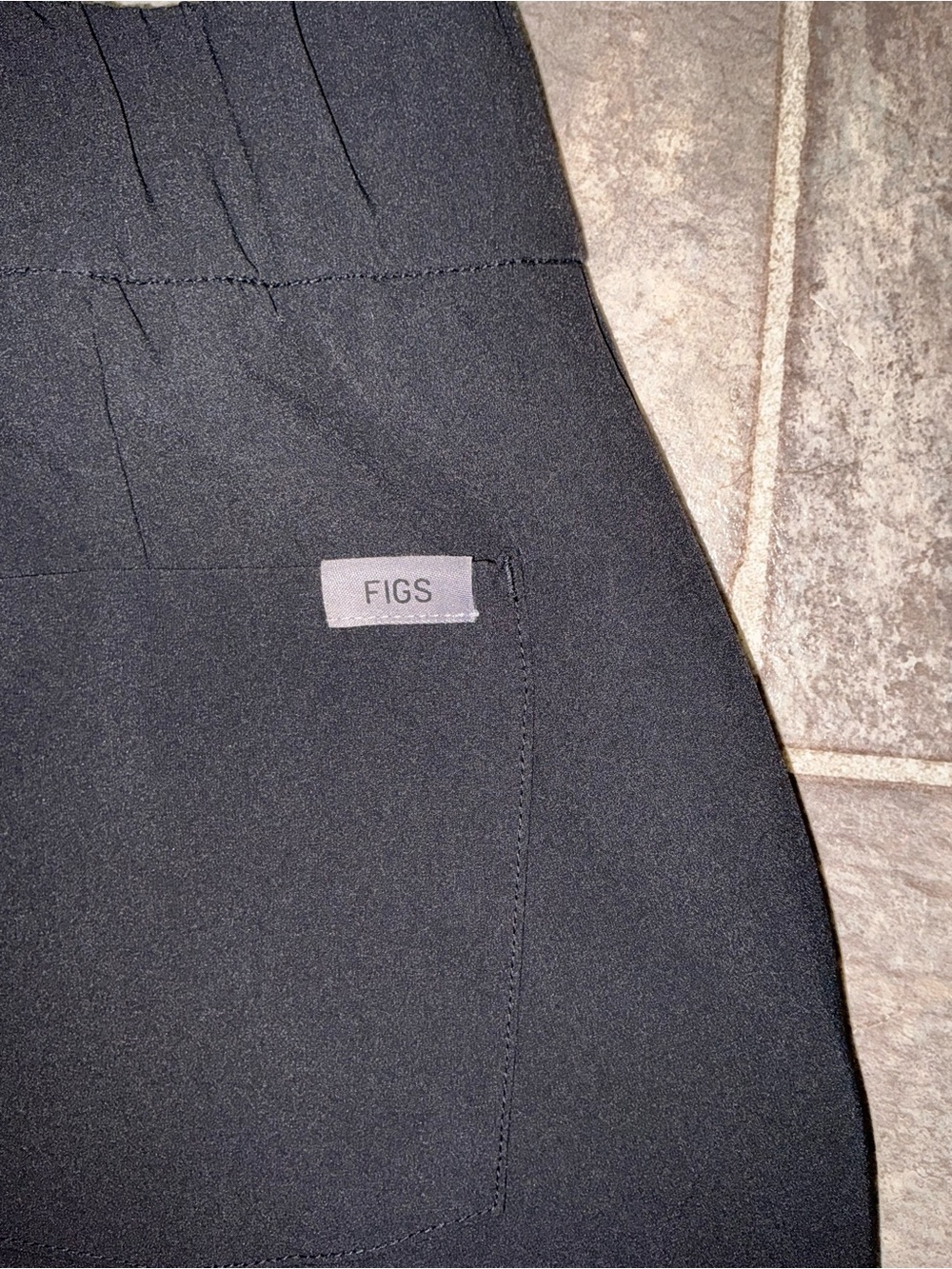 #117NWT- FIGS  Women's Black Straight-Leg Scrub Pants - Picture 4 of 4